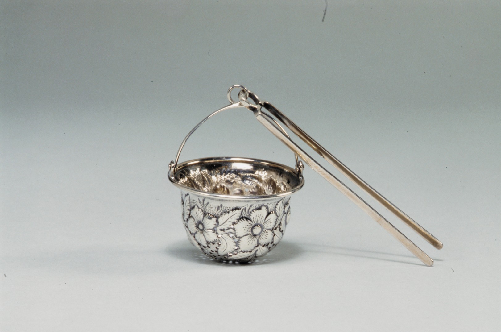Precision 304 stainless steel micro-mesh basket infuser with lid